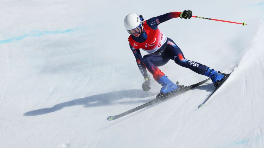 Neil Simpon skiing